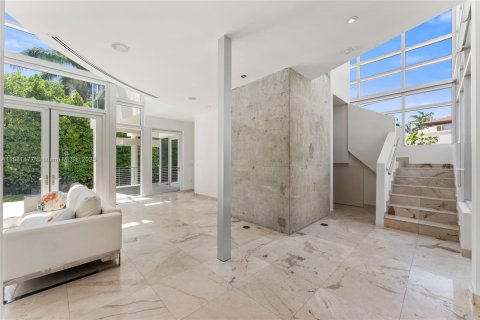 Adosado en venta en Key Biscayne, Florida, 4 dormitorios, 242.01 m2 № 1929759 - foto 6
