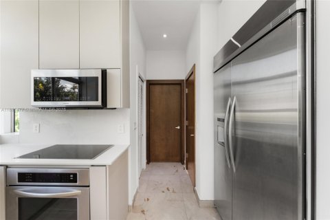 Adosado en venta en Key Biscayne, Florida, 4 dormitorios, 242.01 m2 № 1929759 - foto 11