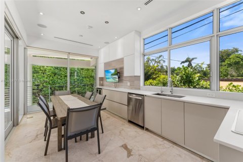 Adosado en venta en Key Biscayne, Florida, 4 dormitorios, 242.01 m2 № 1929759 - foto 12