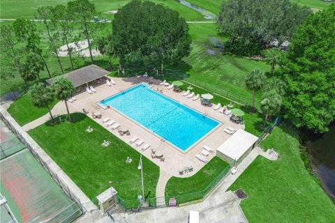 Casa en venta en Winter Haven, Florida, 2 dormitorios, 119.47 m2 № 2383528 - foto 29