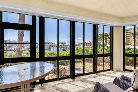 Copropriété à vendre à Punta Gorda, Floride: 3 chambres, 142.88 m2 № 2098543 - photo 11