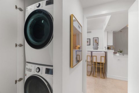 Condominio en alquiler en West Palm Beach, Florida, 2 dormitorios, 104.05 m2 № 2188309 - foto 6