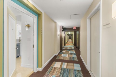 Condominio en alquiler en West Palm Beach, Florida, 2 dormitorios, 104.05 m2 № 2188309 - foto 9