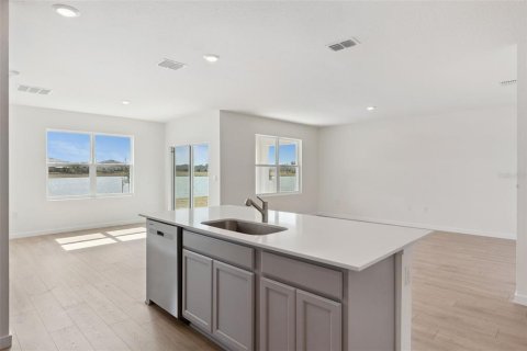 Villa ou maison à vendre à Apopka, Floride: 3 chambres, 155.33 m2 № 2120821 - photo 4