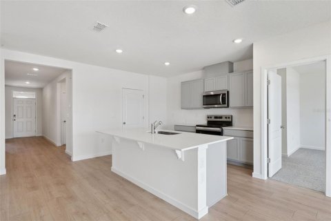 Villa ou maison à vendre à Apopka, Floride: 3 chambres, 155.33 m2 № 2120821 - photo 6