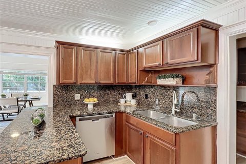 Casa en venta en Lakeland, Florida, 3 dormitorios, 226.96 m2 № 1587274 - foto 27