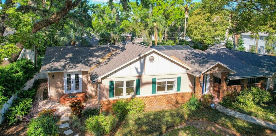 Casa en Lakeland, Florida 3 dormitorios, 226.96 m2 № 1587274