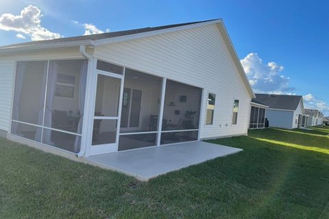 House in The Villages, Florida 3 bedrooms, 149.67 sq.m. № 1917950 - photo 25