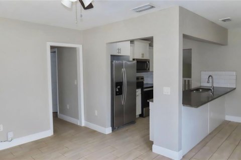 Villa ou maison à vendre à Clearwater, Floride: 3 chambres, 105.17 m2 № 2296880 - photo 6