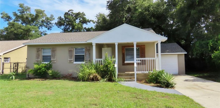 Villa ou maison à Clearwater, Floride 3 chambres, 105.17 m2 № 2296880