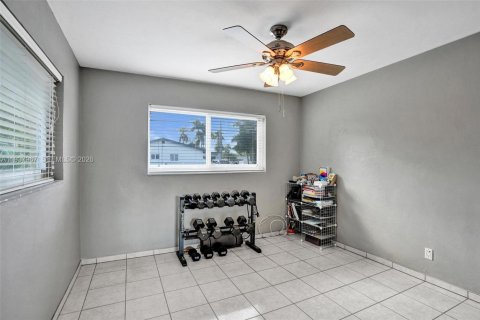 Villa ou maison à vendre à Hollywood, Floride: 3 chambres, 134.62 m2 № 1995794 - photo 8