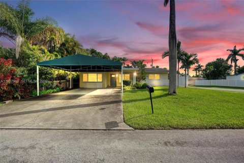 Villa ou maison à Hollywood, Floride 3 chambres, 134.62 m2 № 1995794