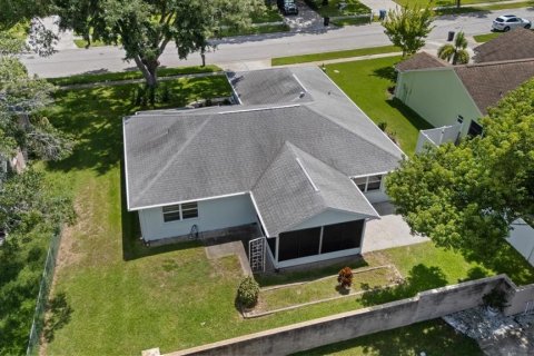 Villa ou maison à vendre à New Port Richey, Floride: 3 chambres, 131.18 m2 № 2303257 - photo 2