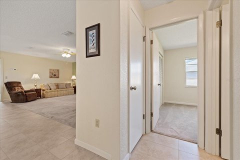 Villa ou maison à vendre à New Port Richey, Floride: 3 chambres, 131.18 m2 № 2303257 - photo 10