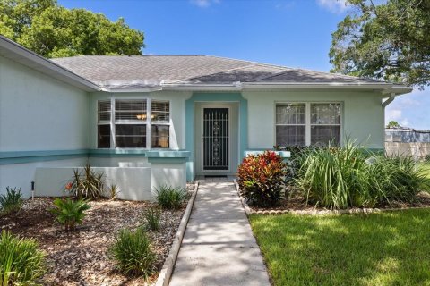 Villa ou maison à vendre à New Port Richey, Floride: 3 chambres, 131.18 m2 № 2303257 - photo 7