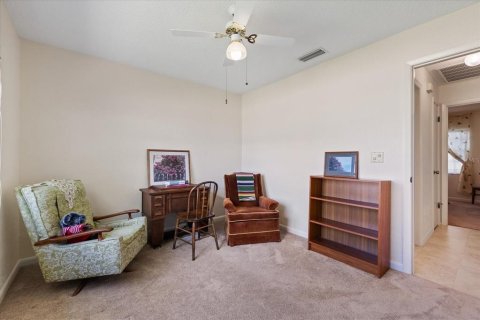 Villa ou maison à vendre à New Port Richey, Floride: 3 chambres, 131.18 m2 № 2303257 - photo 15