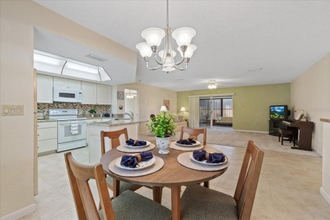 Villa ou maison à vendre à New Port Richey, Floride: 3 chambres, 131.18 m2 № 2303257 - photo 5