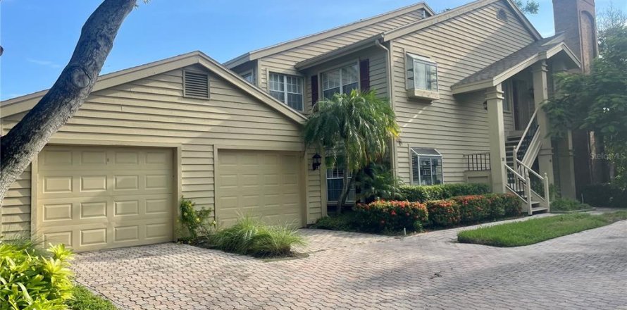 Adosado en Belleair, Florida 2 dormitorios, 125.7 m2 № 1904613
