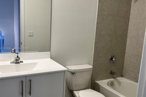 Touwnhouse à louer à Coral Springs, Floride: 4 chambres, 172.15 m2 № 1943826 - photo 16