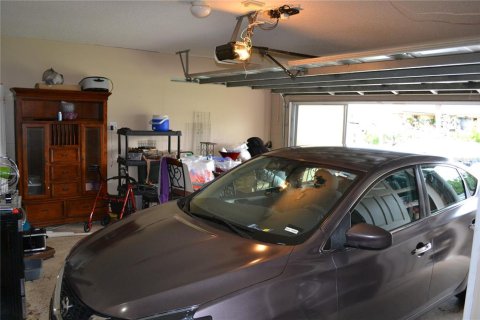 House in Kissimmee, Florida 4 bedrooms, 162.02 sq.m. № 2137861 - photo 8