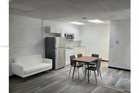 Condo in Pompano Beach, Florida, 3 bedrooms  № 2088359