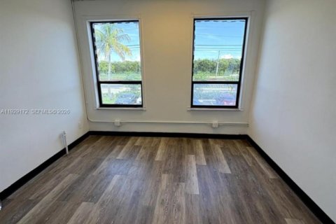 Condo in Pompano Beach, Florida, 3 bedrooms  № 2088359 - photo 3