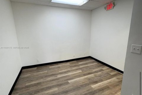 Condo in Pompano Beach, Florida, 3 bedrooms  № 2088359 - photo 6