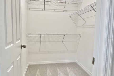 House in Haines City, Florida 4 bedrooms, 164.9 sq.m. № 1737270 - photo 17