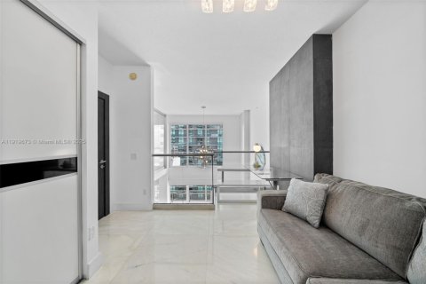 Condo in Miami, Florida, 2 bedrooms  № 1974773 - photo 14