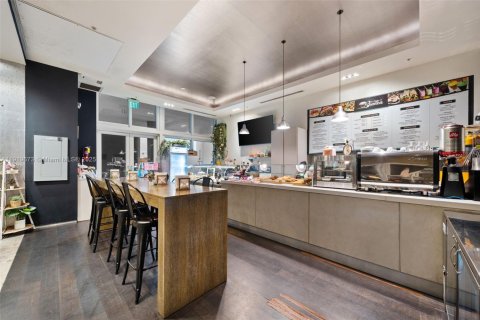 Condo in Miami, Florida, 2 bedrooms  № 1974773 - photo 20