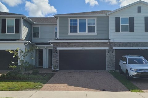 Touwnhouse à vendre à Kissimmee, Floride: 4 chambres, 174.28 m2 № 1848158 - photo 2