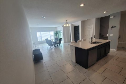 Touwnhouse à vendre à Kissimmee, Floride: 4 chambres, 174.28 m2 № 1848158 - photo 3