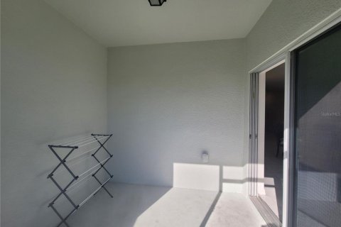 Touwnhouse à vendre à Kissimmee, Floride: 4 chambres, 174.28 m2 № 1848158 - photo 25