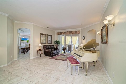 Villa ou maison à vendre à Sarasota, Floride: 3 chambres, 221.11 m2 № 2266841 - photo 6