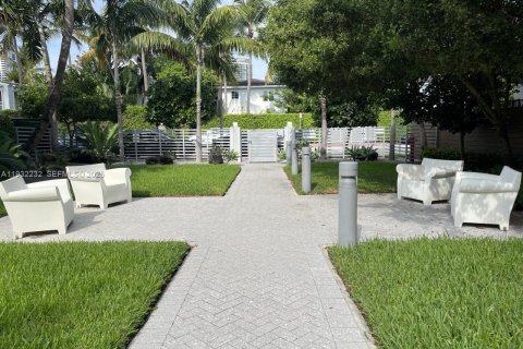 Снять в аренду квартиру в Майами-Бич, Флорида 1 спальня, 41.16м2, № 1990807 - фото 7
