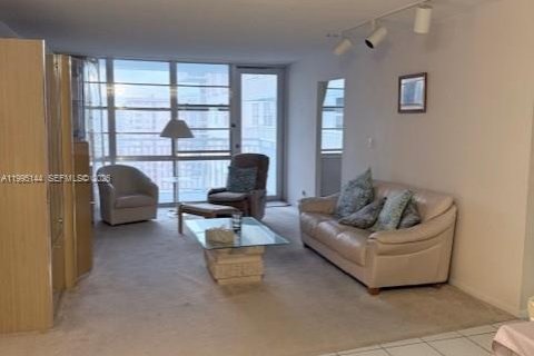 Condominio en venta en Sunny Isles Beach, Florida, 2 dormitorios, 138.24 m2 № 2058936 - foto 6