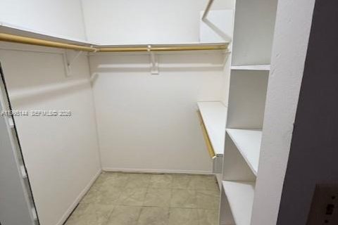 Condominio en venta en Sunny Isles Beach, Florida, 2 dormitorios, 138.24 m2 № 2058936 - foto 17