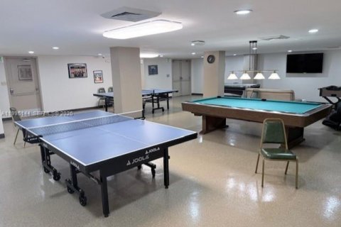 Condominio en venta en Sunny Isles Beach, Florida, 2 dormitorios, 138.24 m2 № 2058936 - foto 18