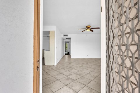Copropriété à louer à Boca Raton, Floride: 2 chambres, 79.99 m2 № 2390598 - photo 19