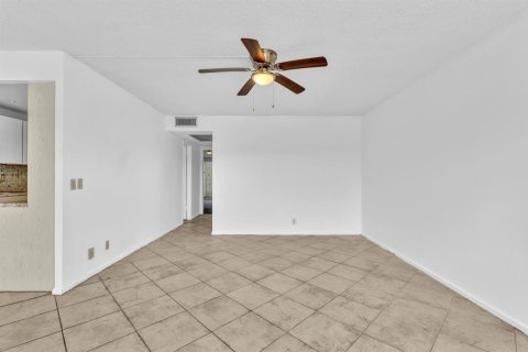 Copropriété à louer à Boca Raton, Floride: 2 chambres, 79.99 m2 № 2390598 - photo 22