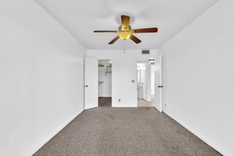 Copropriété à louer à Boca Raton, Floride: 2 chambres, 79.99 m2 № 2390598 - photo 7
