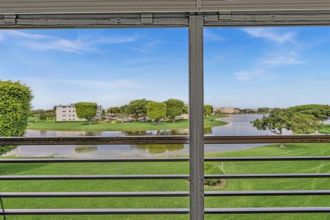 Copropriété à louer à Boca Raton, Floride: 2 chambres, 79.99 m2 № 2390598 - photo 15