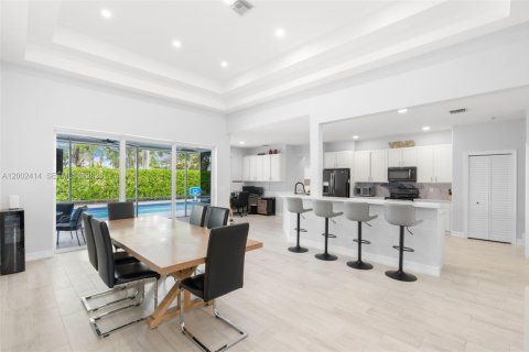 Villa ou maison à vendre à Boynton Beach, Floride: 5 chambres, 307.51 m2 № 2068174 - photo 13