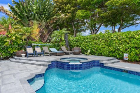 Villa ou maison à vendre à Boynton Beach, Floride: 5 chambres, 307.51 m2 № 2068174 - photo 4