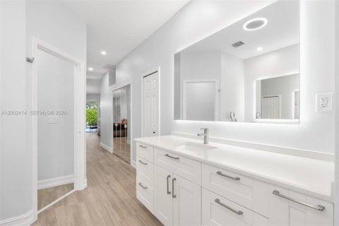 Villa ou maison à vendre à Boynton Beach, Floride: 5 chambres, 307.51 m2 № 2068174 - photo 22