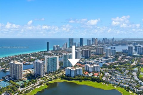 Condominio en venta en Aventura, Florida, 2 dormitorios, 116.78 m2 № 1415381 - foto 30
