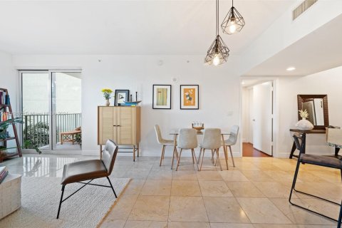 Condominio en venta en Aventura, Florida, 2 dormitorios, 116.78 m2 № 1415381 - foto 6