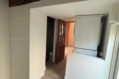 Снять в аренду виллу или дом в Майами, Флорида 4 спальни, 212.75м2, № 1988373 - фото 21