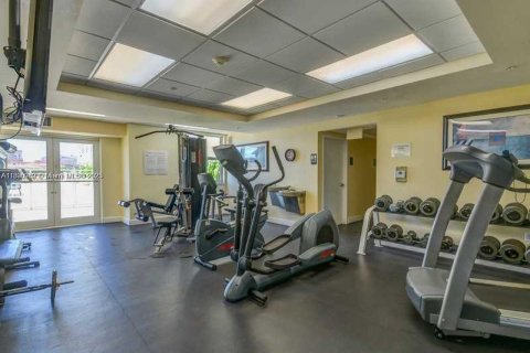 Condominio en venta en Coral Gables, Florida, 1 dormitorio, 71.53 m2 № 1943686 - foto 17