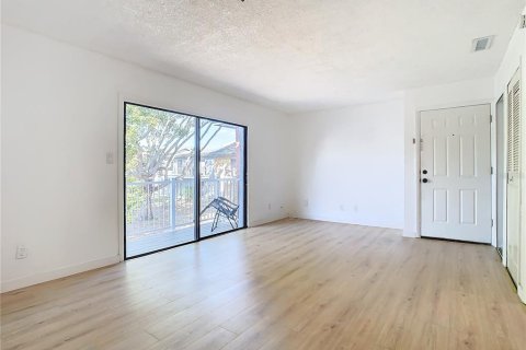 Condominio en venta en Winter Park, Florida, 1 dormitorio, 49.89 m2 № 1543468 - foto 12